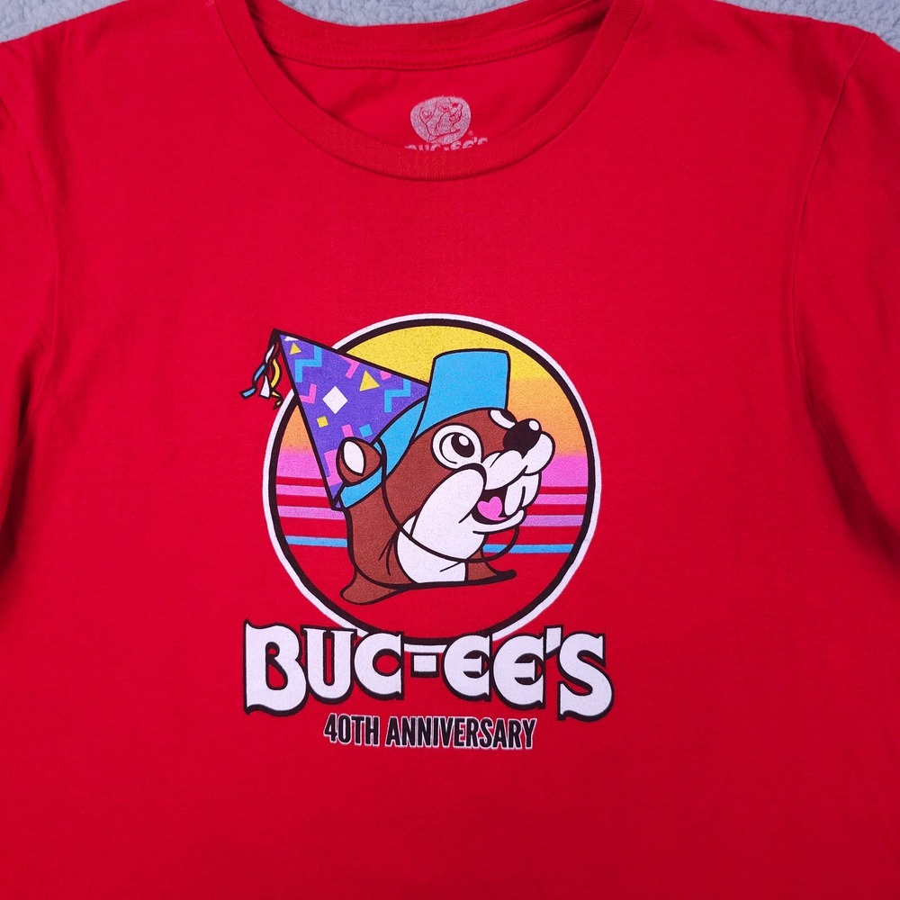 Bucees Shirt Mens Small Red 40th Anniversay Party Like Its 1982 Peace Love Tee - Picture 6 of 10